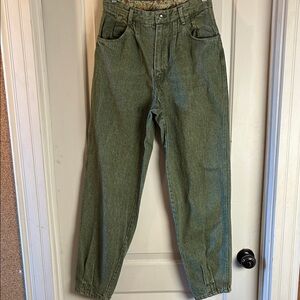 Vintage Cottagecore High-Rise Olive Green Women's Jeans tapered leg